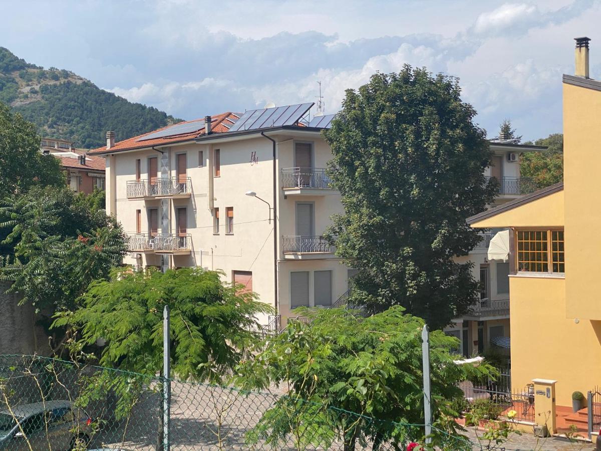 Hotel Magda Novafeltria 外观 照片