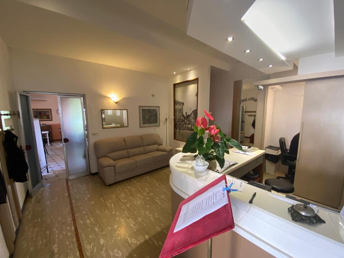 Hotel Magda Novafeltria 外观 照片