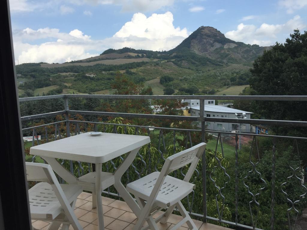 Hotel Magda Novafeltria 外观 照片